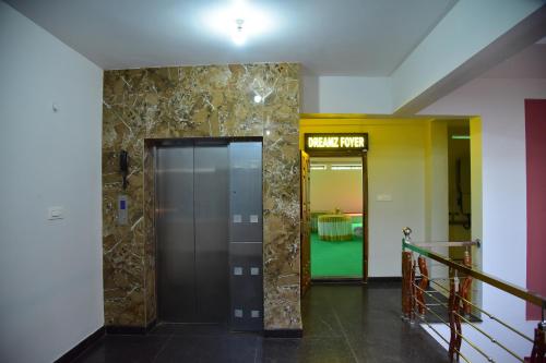 dreamz residency