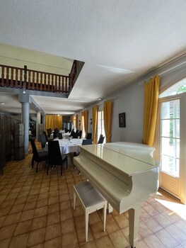 Le Clos De L'aube Rouge,Le Cres>>Castelnau-Le-Lez,3 star