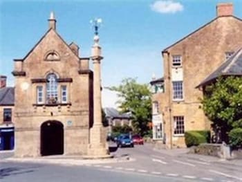 white hart hotel