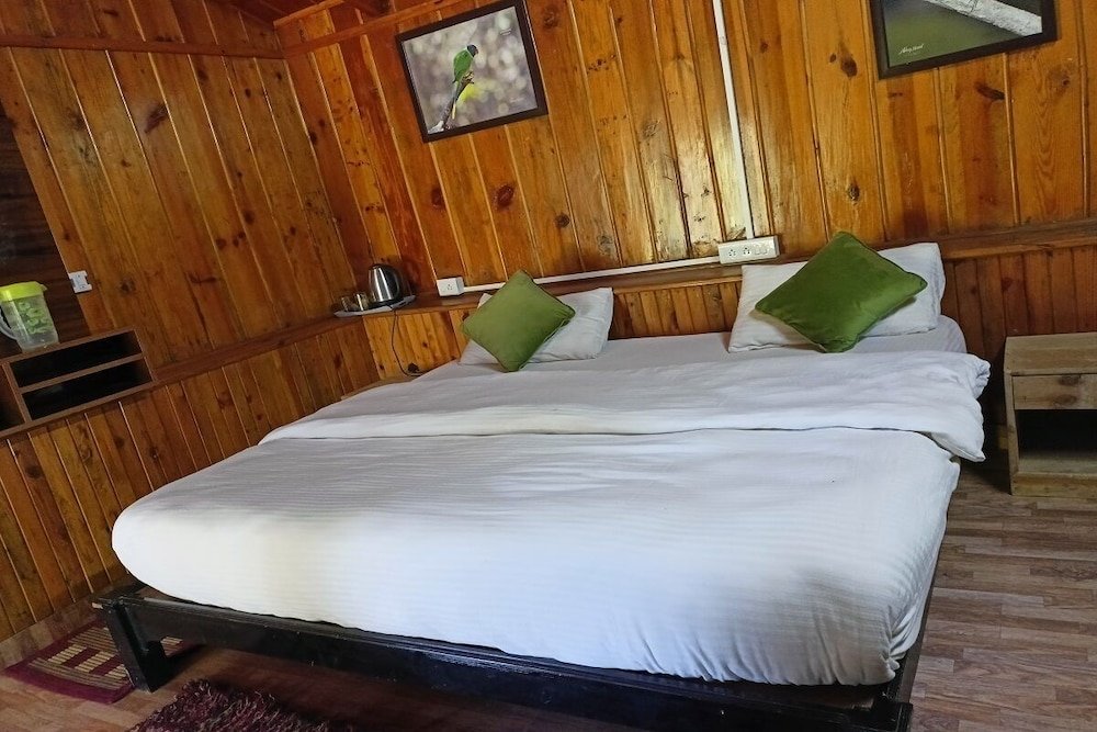 birders den eco friendly resort