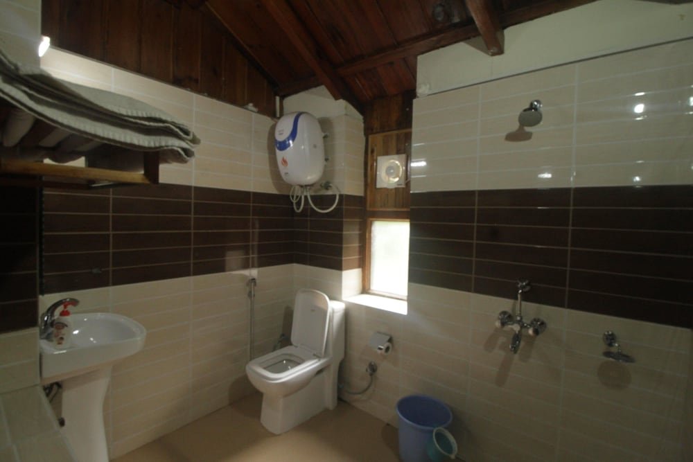 birders den eco friendly resort