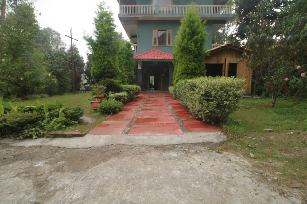 birders den eco friendly resort