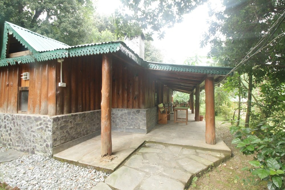 birders den eco friendly resort