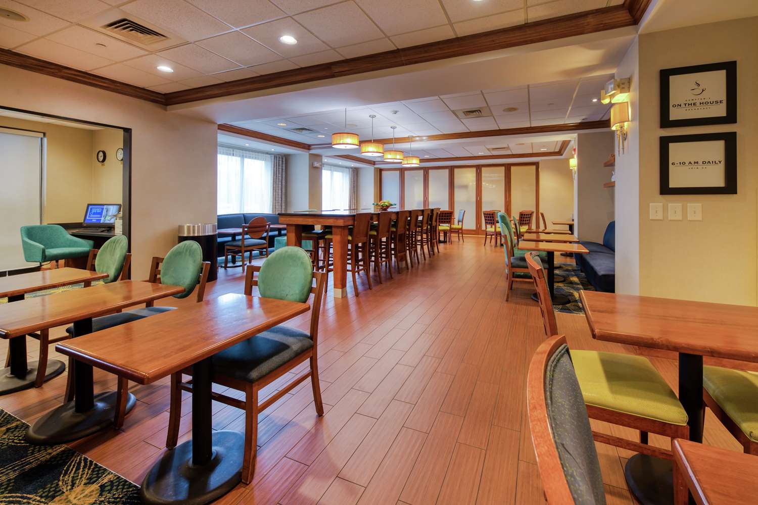 hampton inn wilmington university area smith creek station