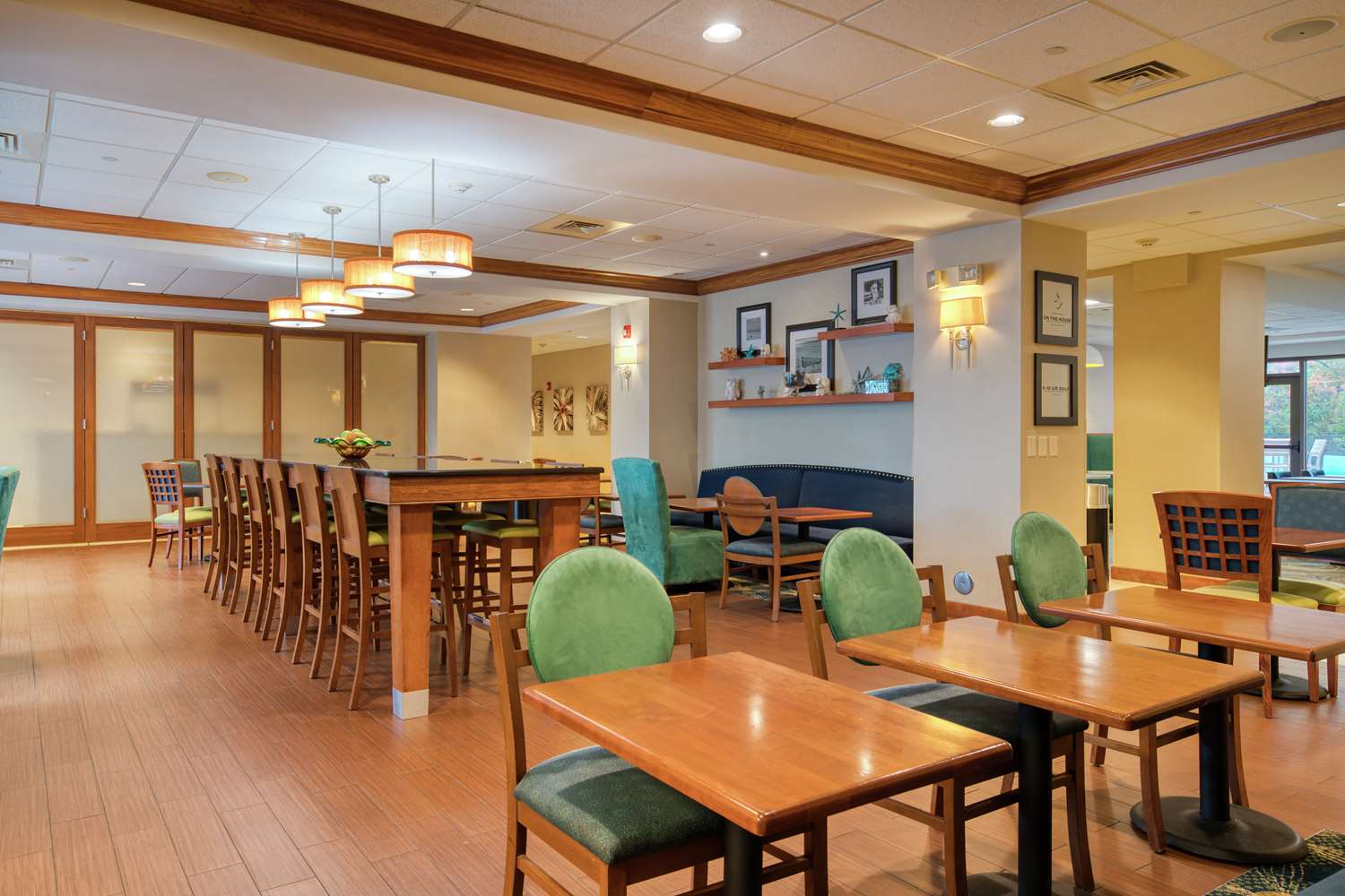 hampton inn wilmington university area smith creek station