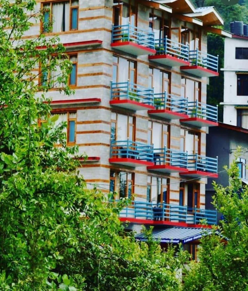 lotus cottages manali