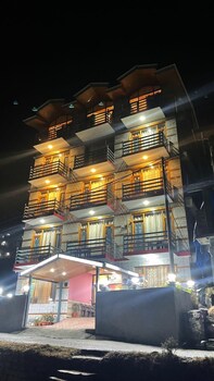 lotus cottages manali