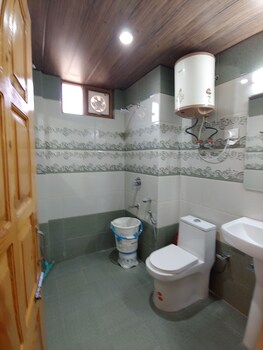lotus cottages manali