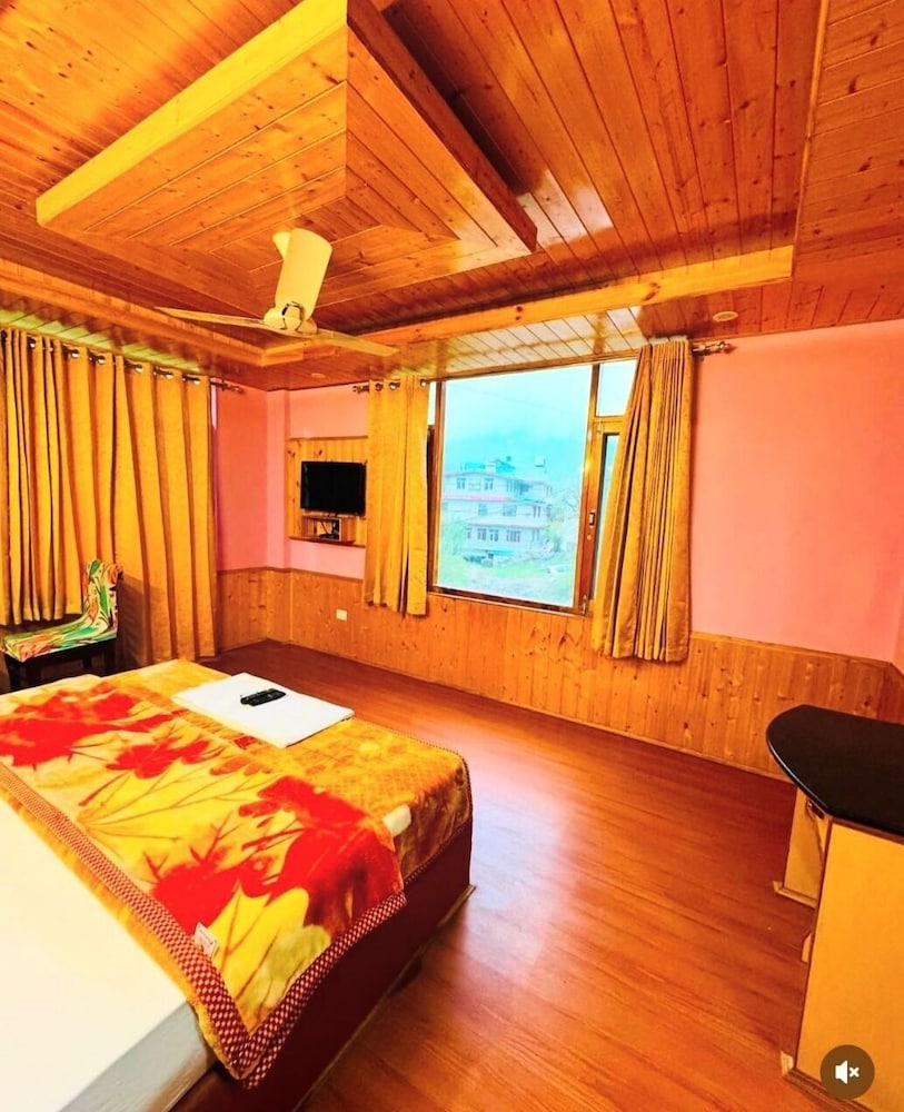 lotus cottages manali