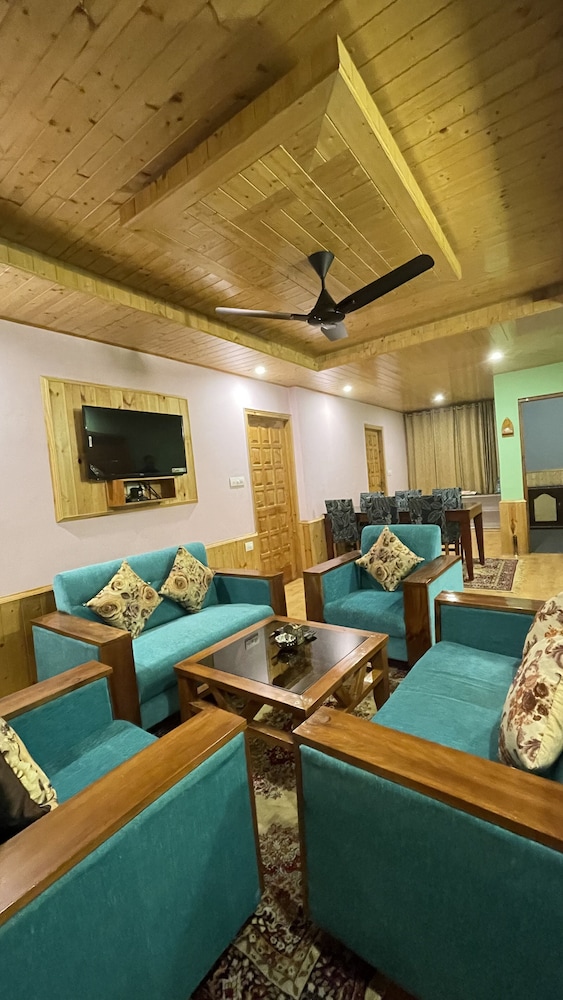 lotus cottages manali