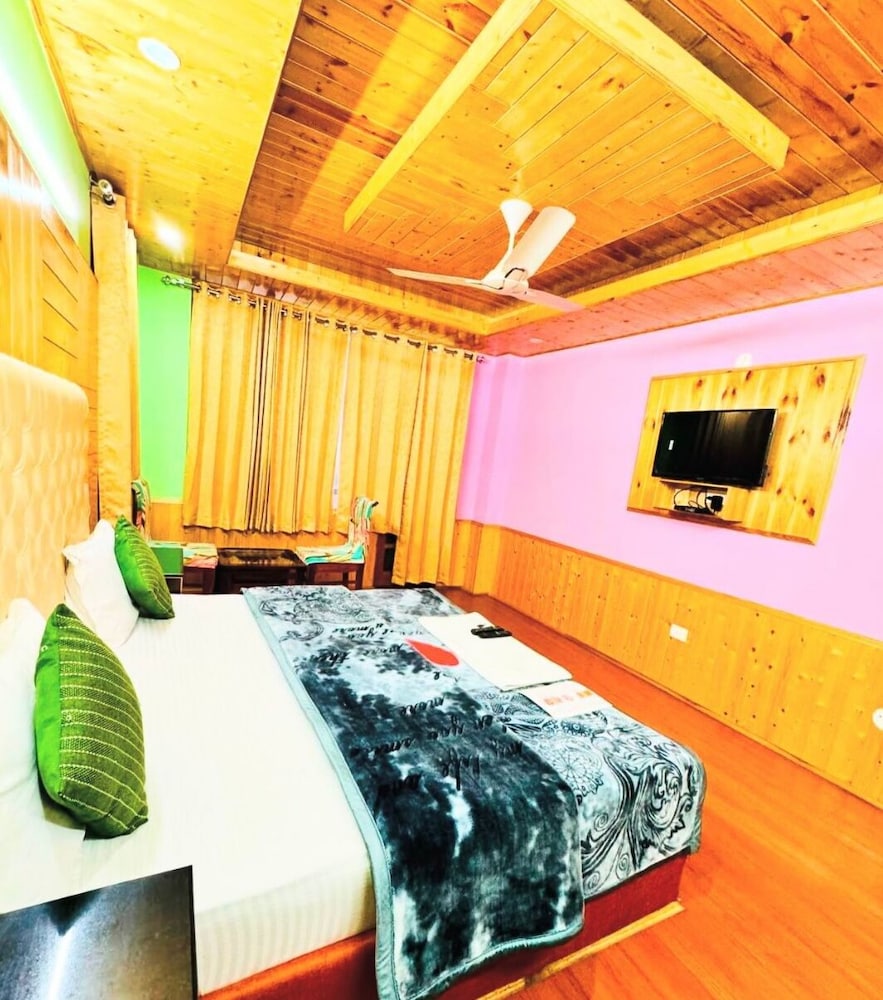 lotus cottages manali