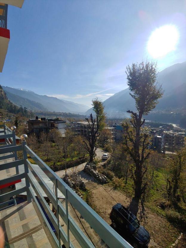 lotus cottages manali