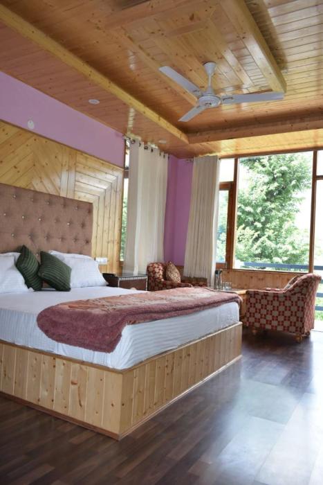 lotus cottages manali