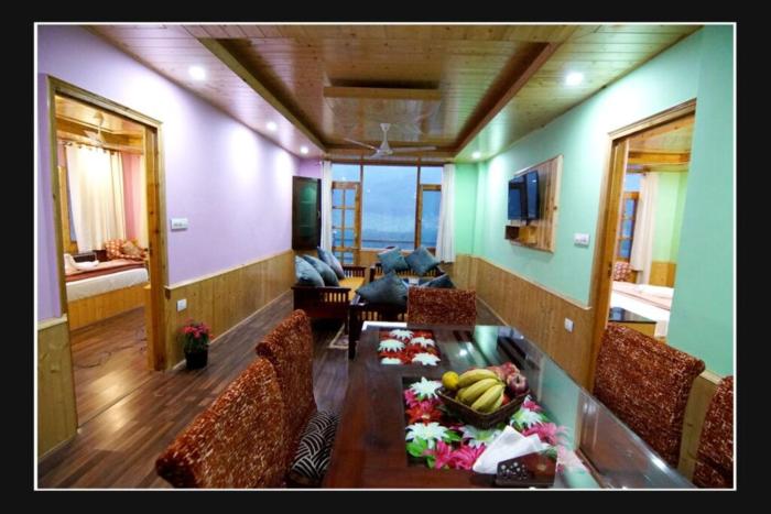lotus cottages manali