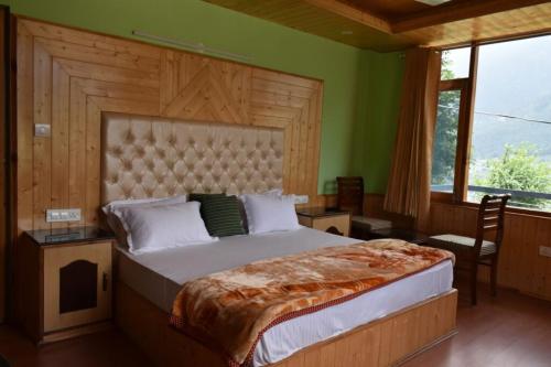 lotus cottages manali