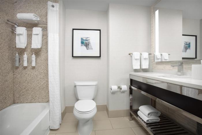 hilton garden inn portsmouth downtown