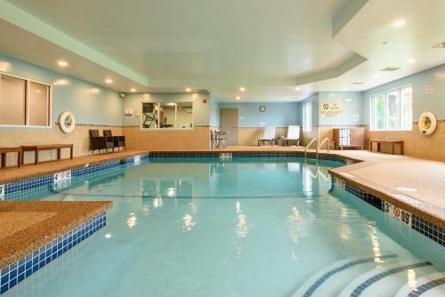 holiday inn express hotel and suites seabrook by ihg