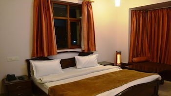 hotel majestic oak bush