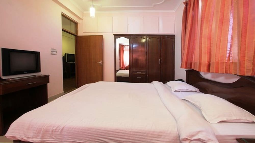 hotel majestic oak bush