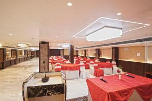 hotel ekta international by wb inn