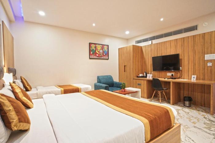 hotel ekta international by wb inn