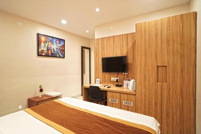 hotel ekta international by wb inn