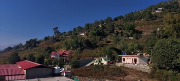 lakebreeze by sunrise