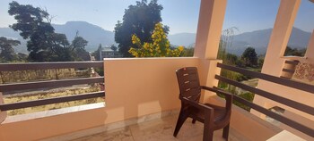 lakebreeze by sunrise