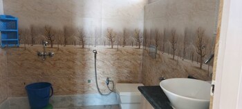 lakebreeze by sunrise