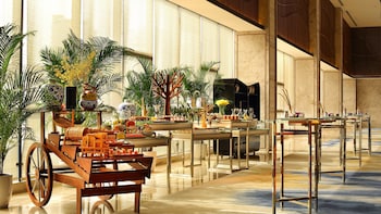 crowne plaza yibin an ihg hotel