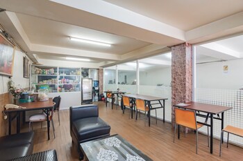 reddoorz near gedung sate 2