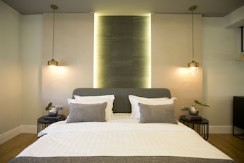 47 luxury suites