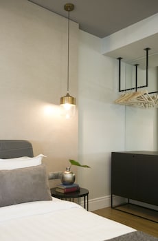 47 luxury suites