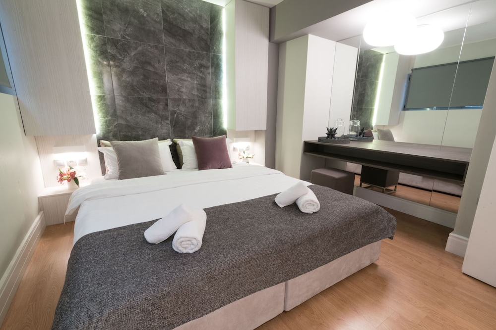 47 luxury suites