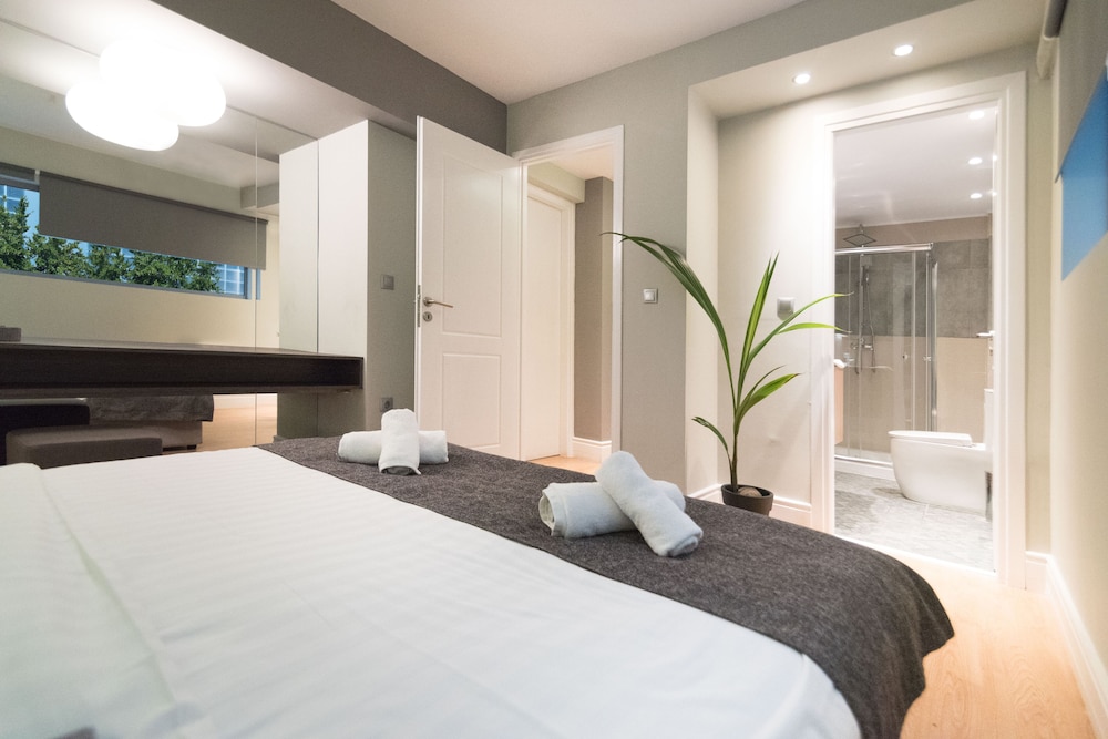 47 luxury suites