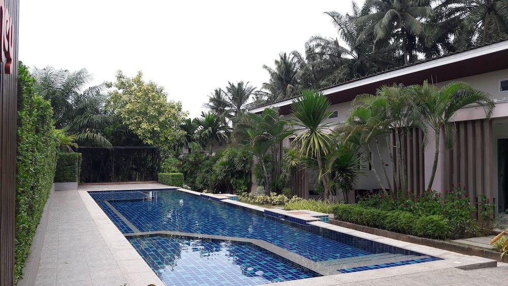 the fong krabi resort