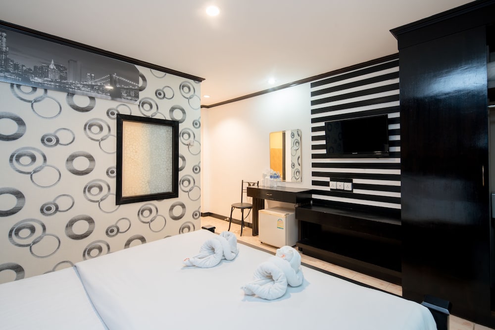 royal beach residence