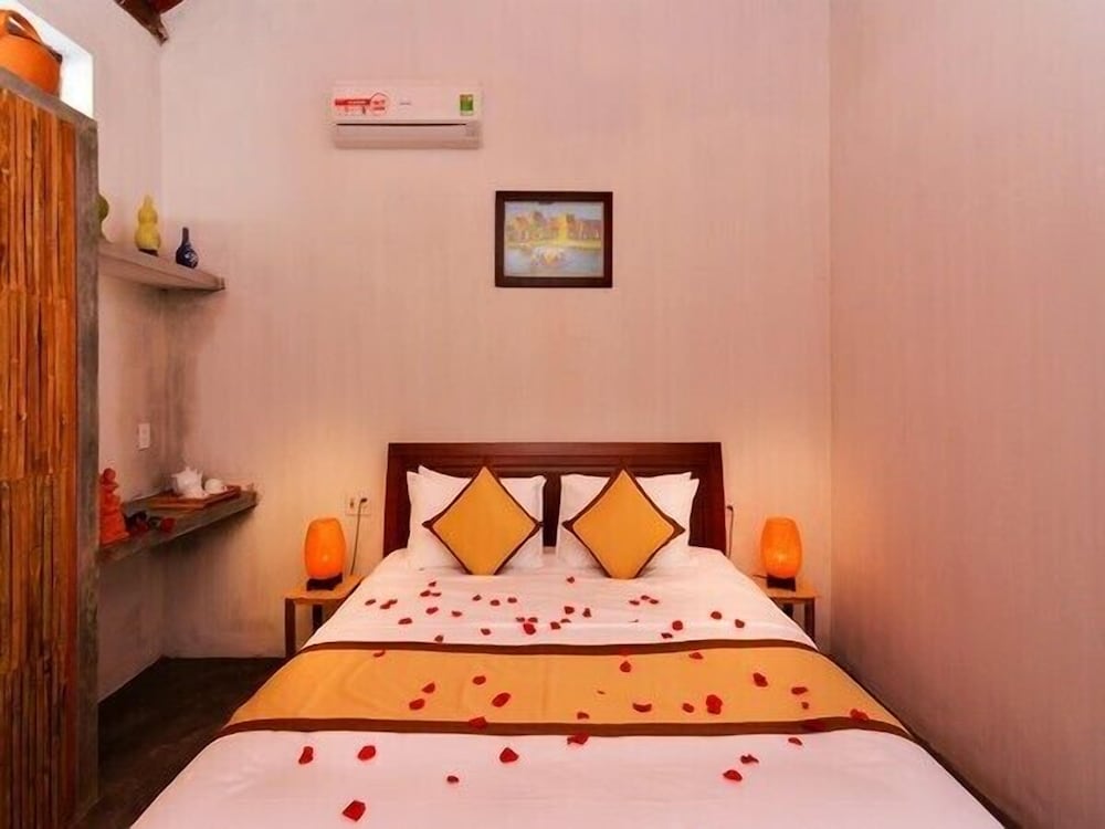 local beach homestay