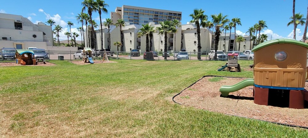 bahia mar 426