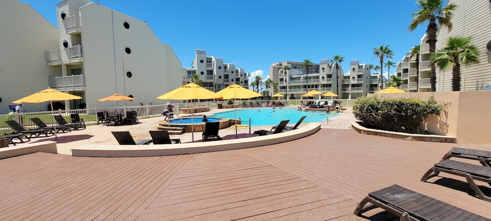 bahia mar 426