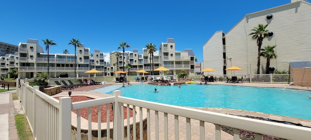 bahia mar 426