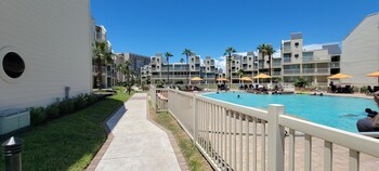 bahia mar 426