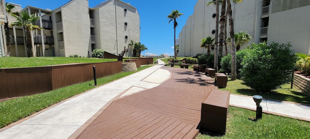 bahia mar 426