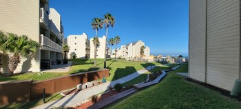 bahia mar 426