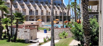 bahia mar 426