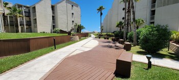 bahia mar 426