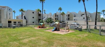 bahia mar 426