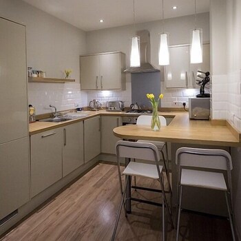 the lane apartment