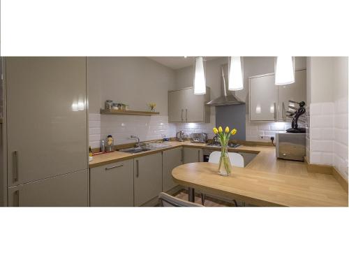 the lane apartment