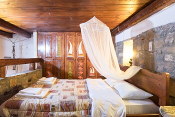 traditional homes of crete